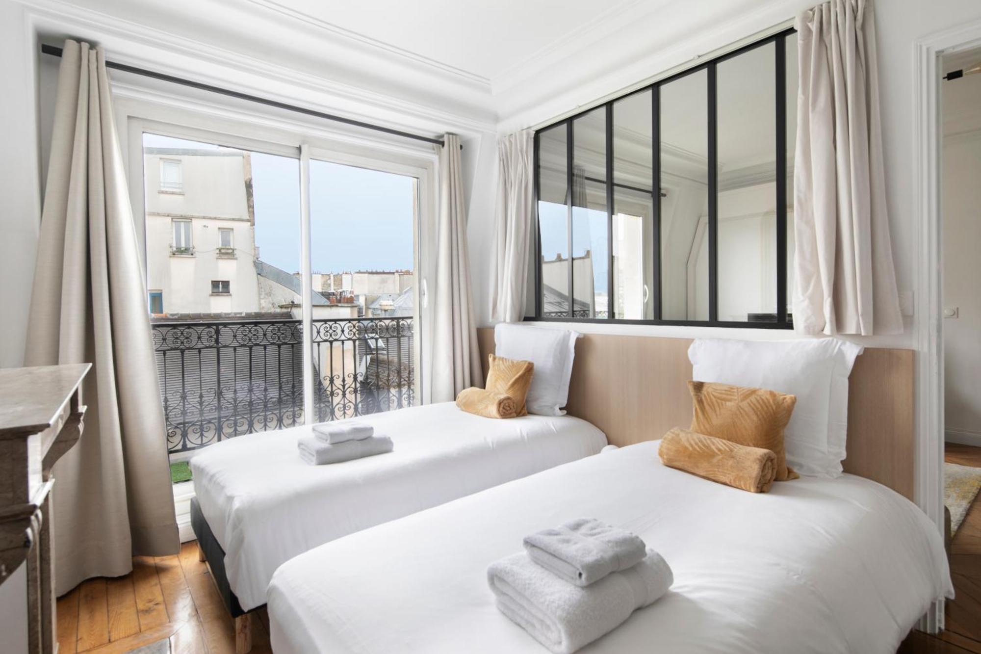 Apartment Vertus Paris